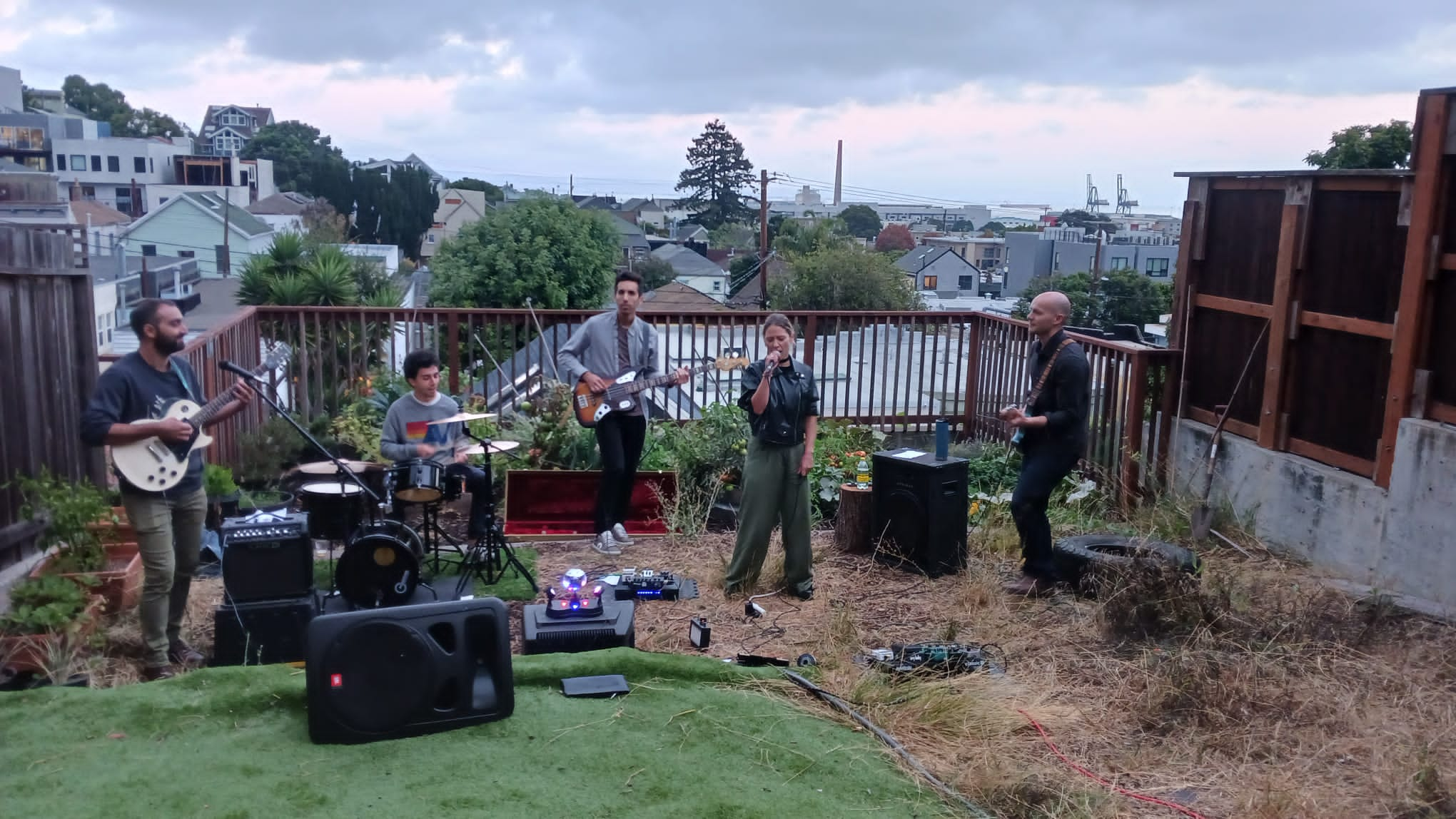 Kompotis Reaction Live from Potrero Hill